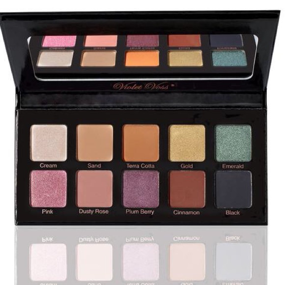 Violet Voss Essentials Eyeshadow Palette - Picture 4 of 5